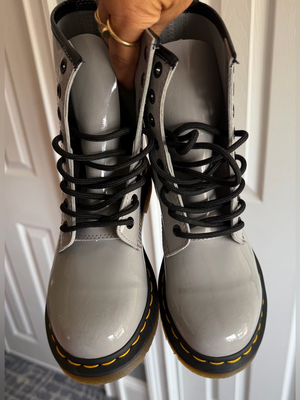 Dr. Martens 1460 Patent Leather Lace Up 
Boots Women’s Size: 7 - Picture 7 of 12